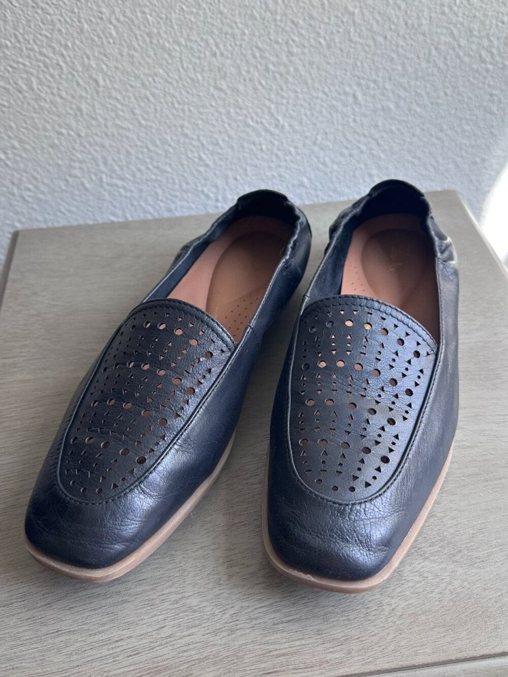 Clarks Sarafyna Sky Black Leather Loafers Flats Women’s Sz 8